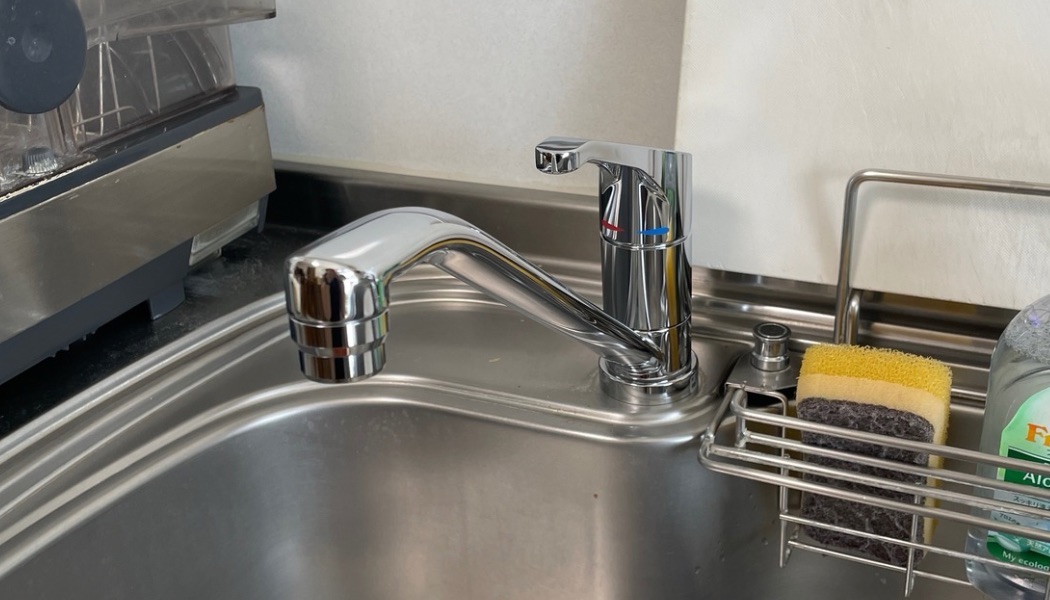 富山県高岡市N様邸、キッチン水栓交換｜原設備